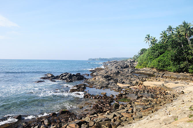 Sea view along the road