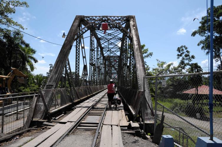 Border bridge