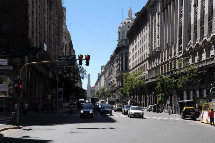 Obelisco , Av de Mayo