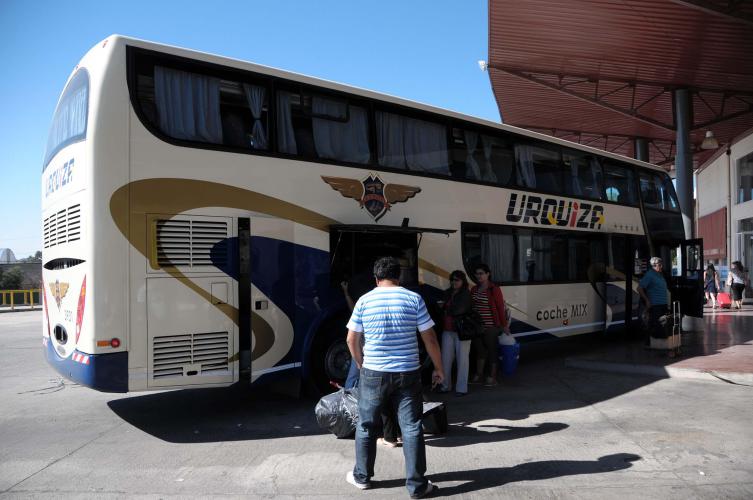 The bus from Bs As arrives at Chilecito.Is my bike in there?