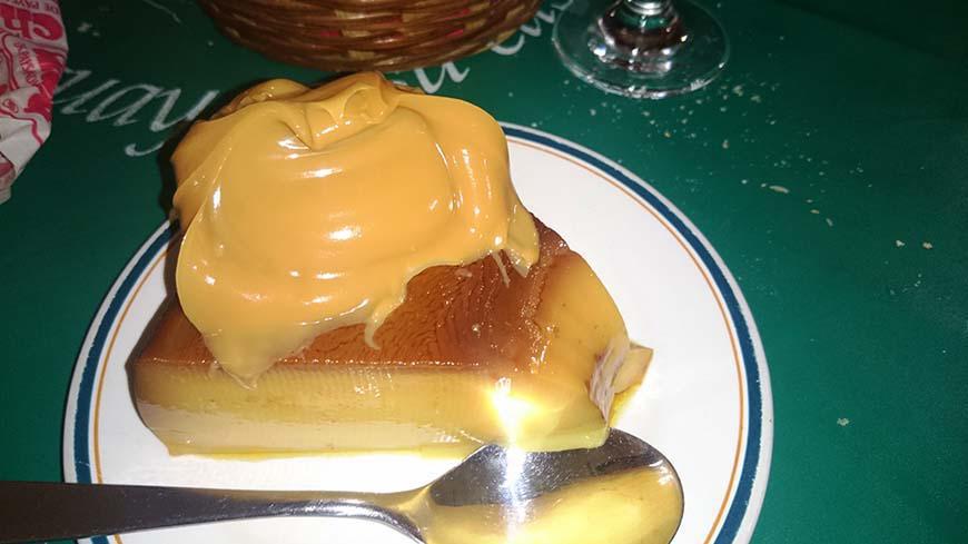 ...and of course a lovely flan with a lot of dulce de leche