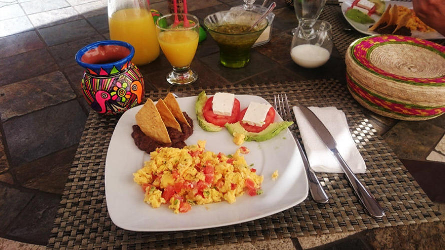 Veronica lovely huevos a la mexicana (we will miss them)