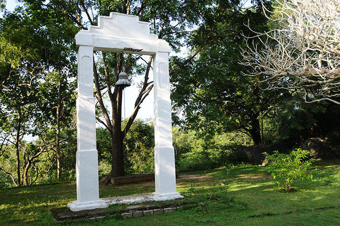 Pidurangala temple