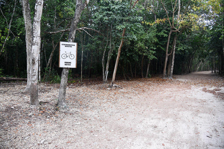 Extra parking lot for bycicles