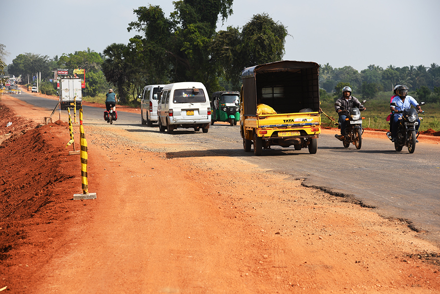 No shoulder road under construction