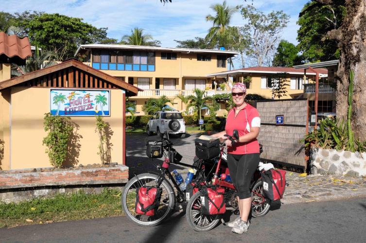 Leaving the Carara Hotel in Tarcoles