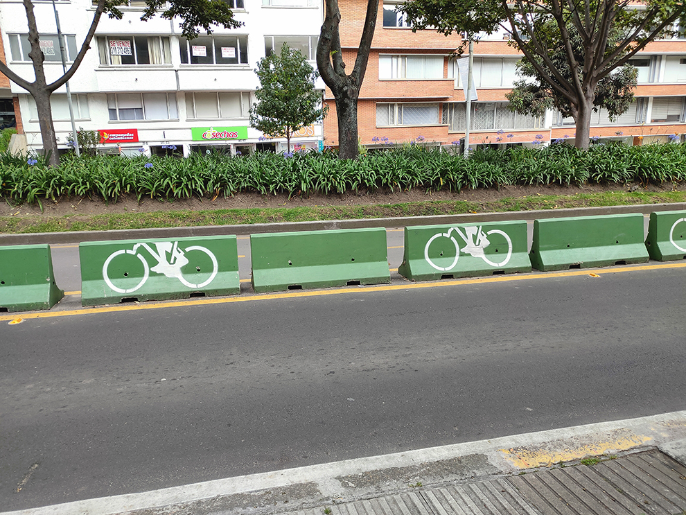 A lot of cycling lane